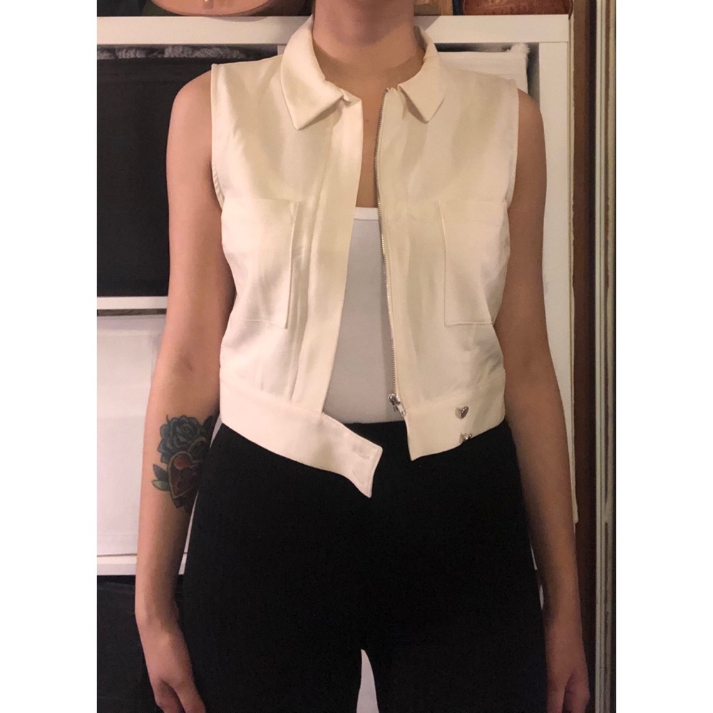 NWT cropped vest
